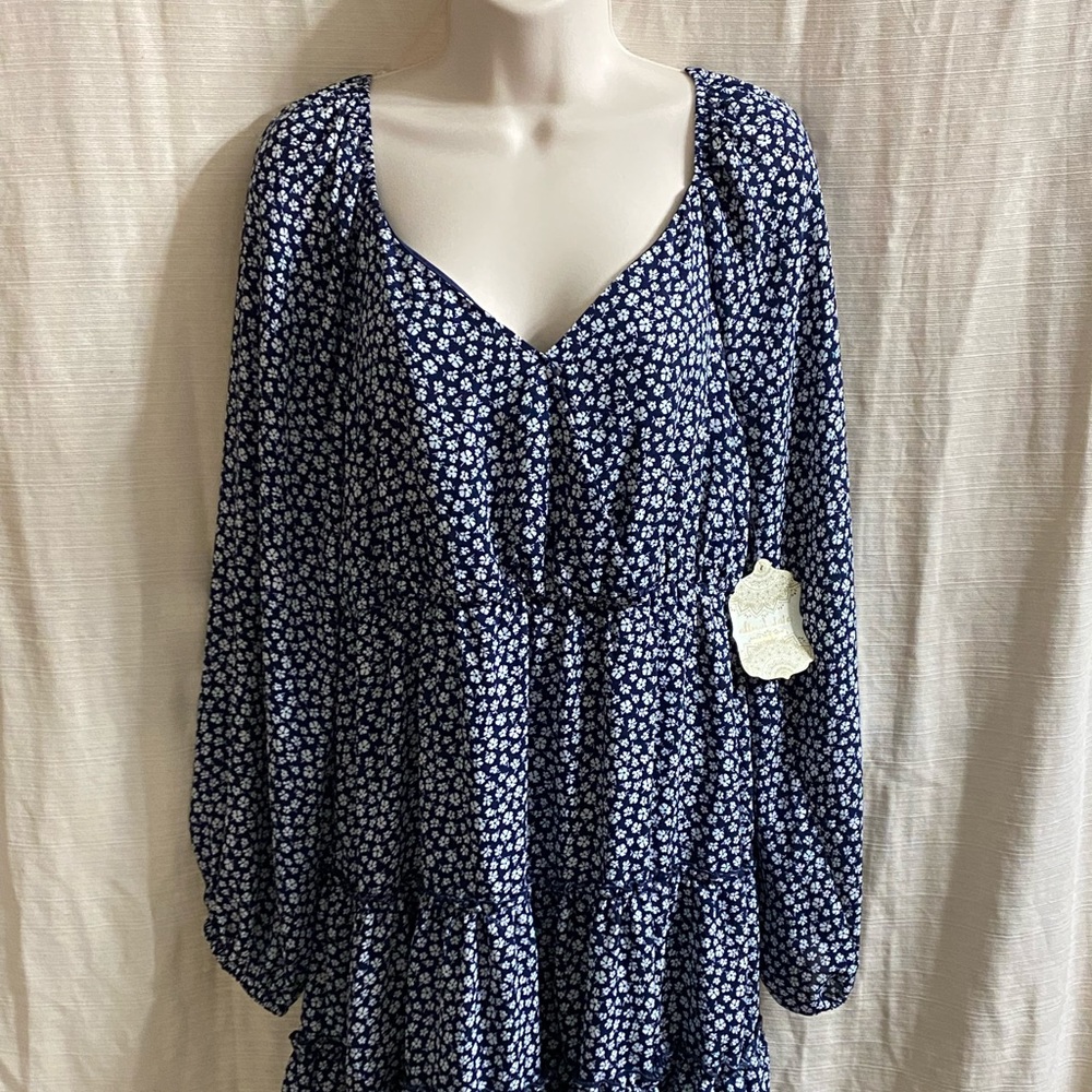 Altar’d State Loose Cut Chemise Blouse Size L